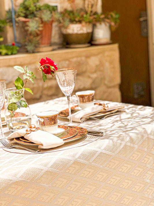 מפת שולחן מילאנו - בעיצוב גיאומטרי