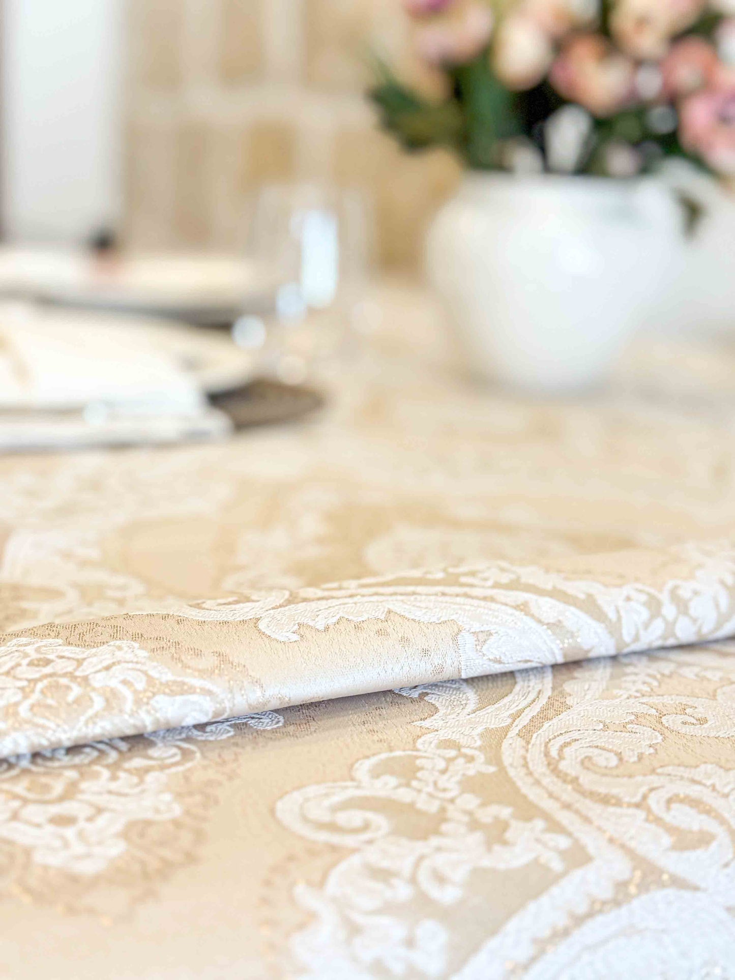 מפת שולחן איטליה - בנגיעות זהב