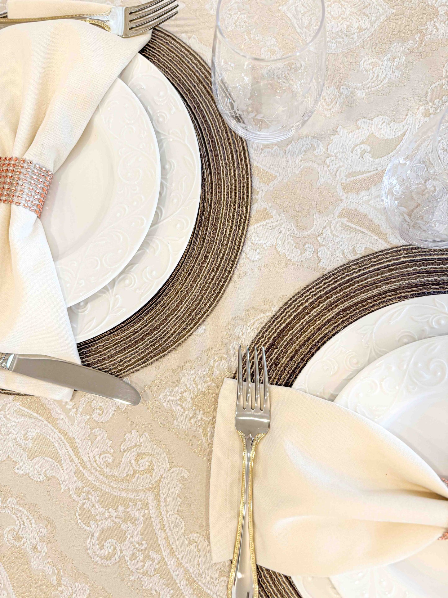 מפת שולחן איטליה - בנגיעות זהב