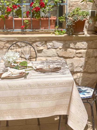 מפת שולחן דובאי יוקרתית בדוגמת פסים