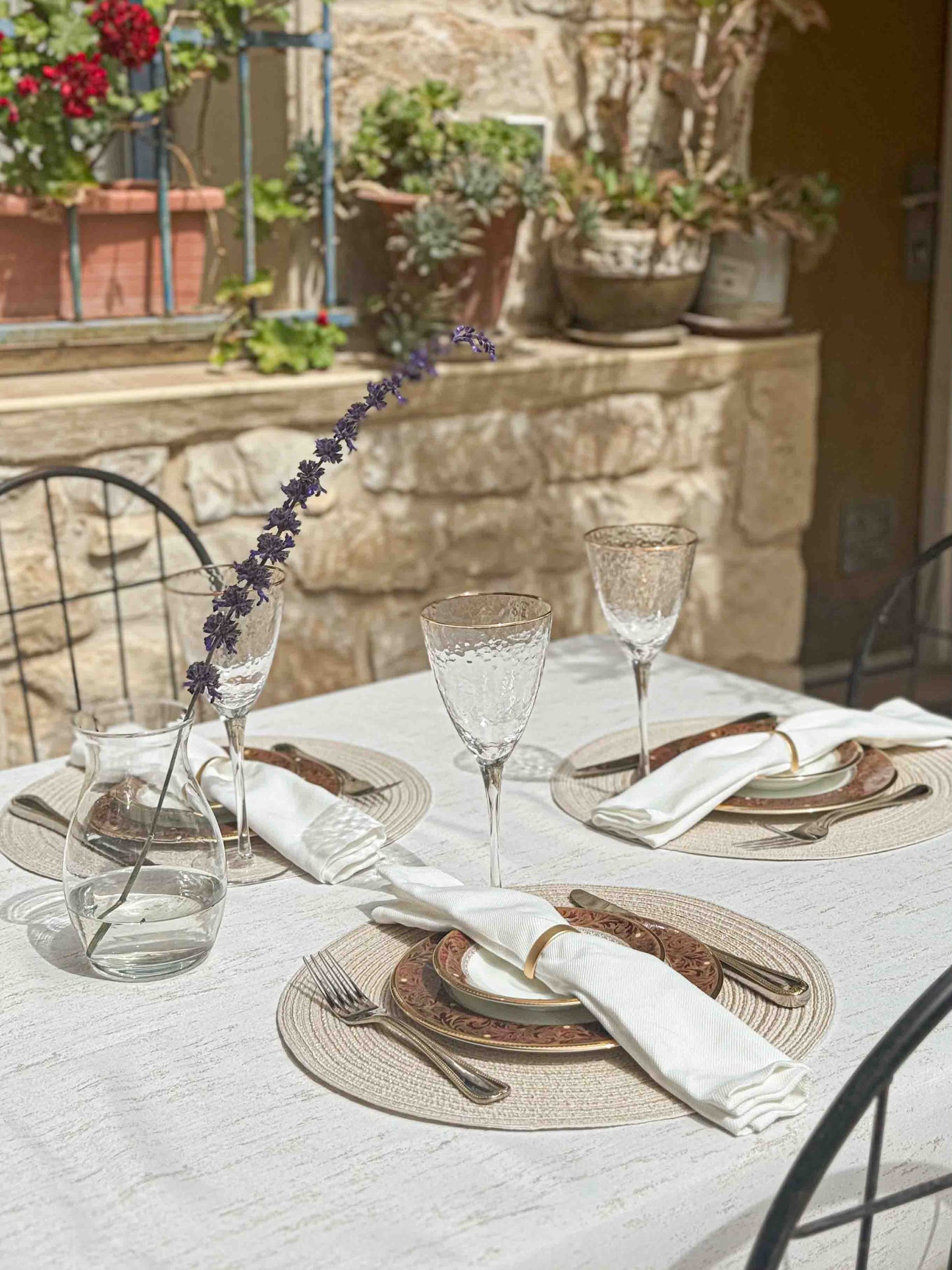 מפת שולחן ליסבון - גוון אבן